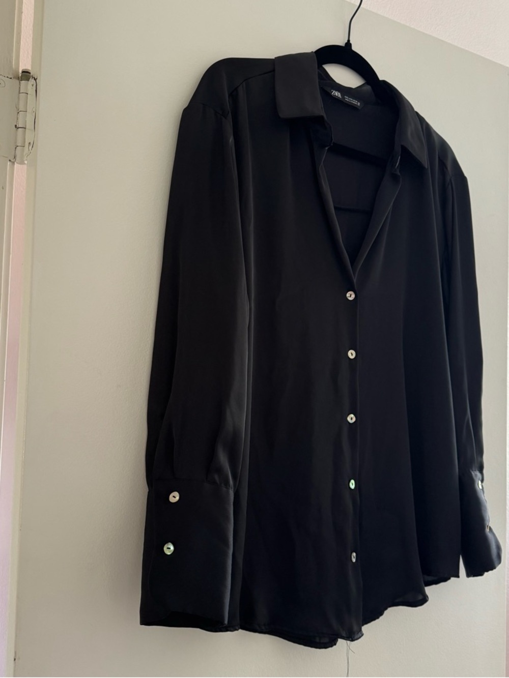 Zara Black Satin-Look Women's Button-Down Shirt - Picture 2 of 9